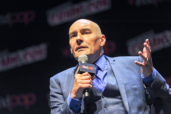Grant-Morrison-NYCC-2017-photo-by-Kendall-Whitehouse-600x400
